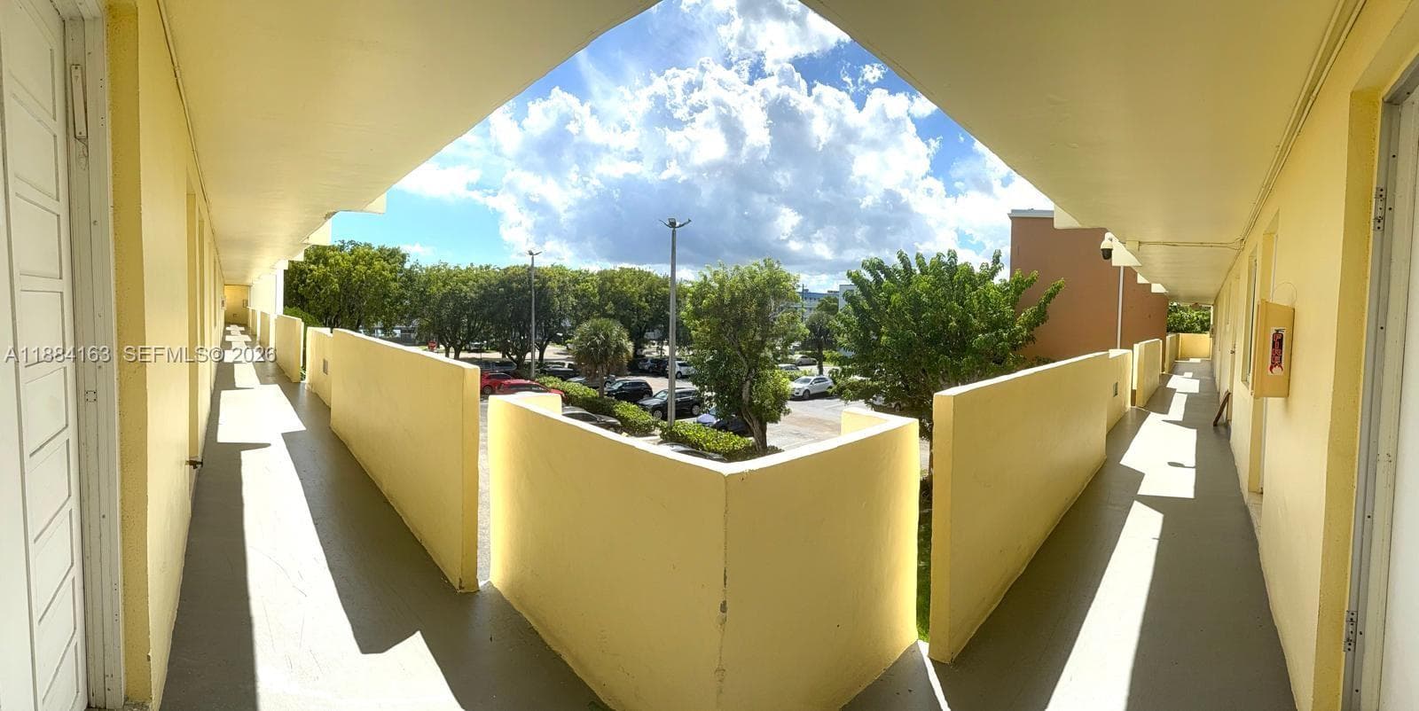 1201 NE 191st St # G304, Miami FL 33179 — 42