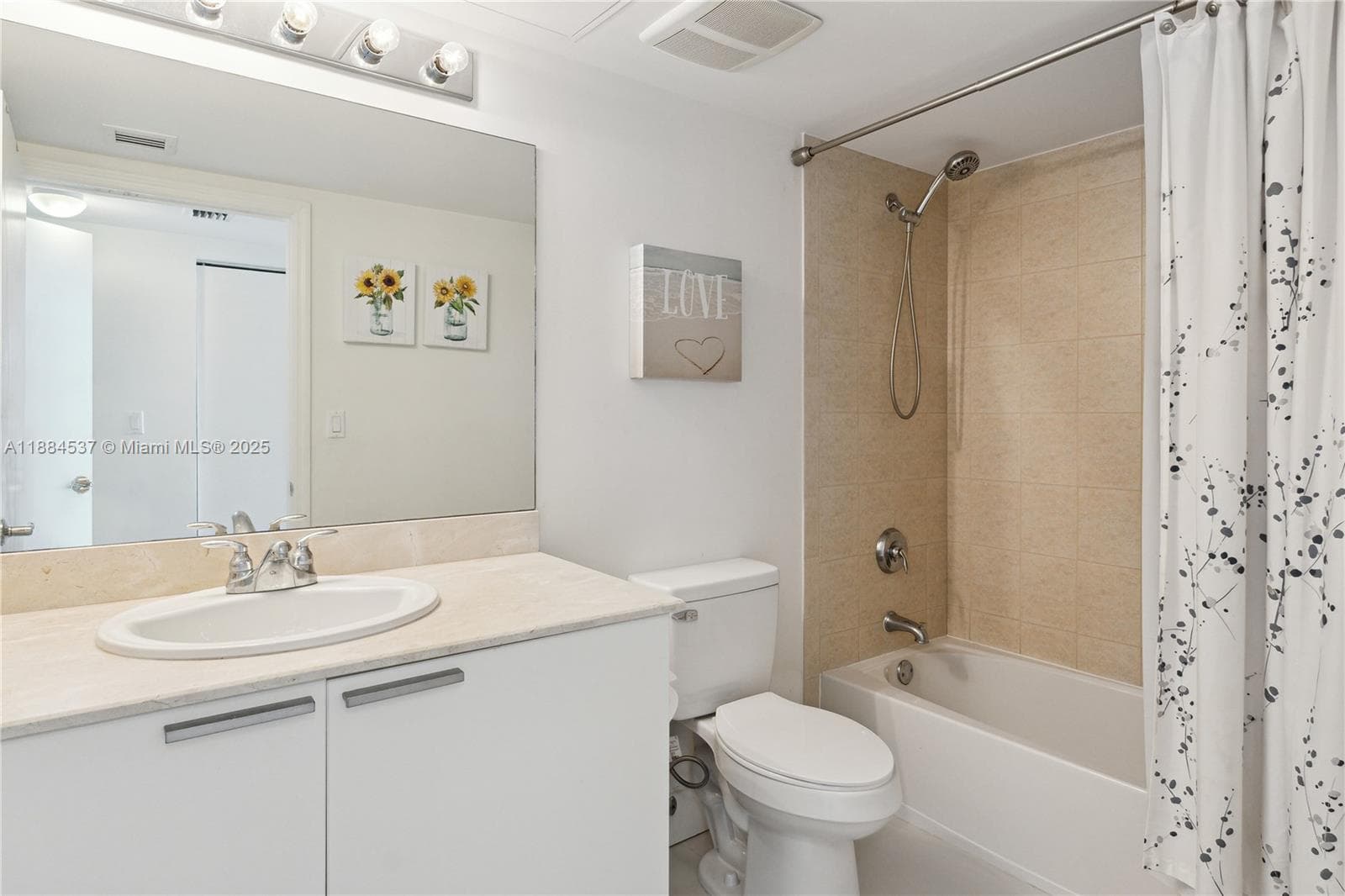 16699 Collins Ave # 1407, Sunny Isles Beach FL 33160 — 16