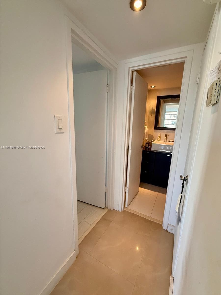 4142 N Jefferson Ave # 4D, Miami Beach FL 33140 — 13