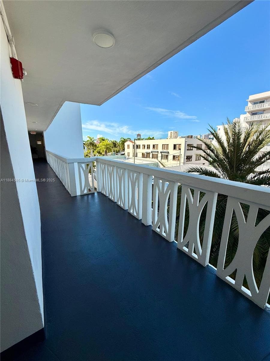 4142 N Jefferson Ave # 4D, Miami Beach FL 33140 — 24