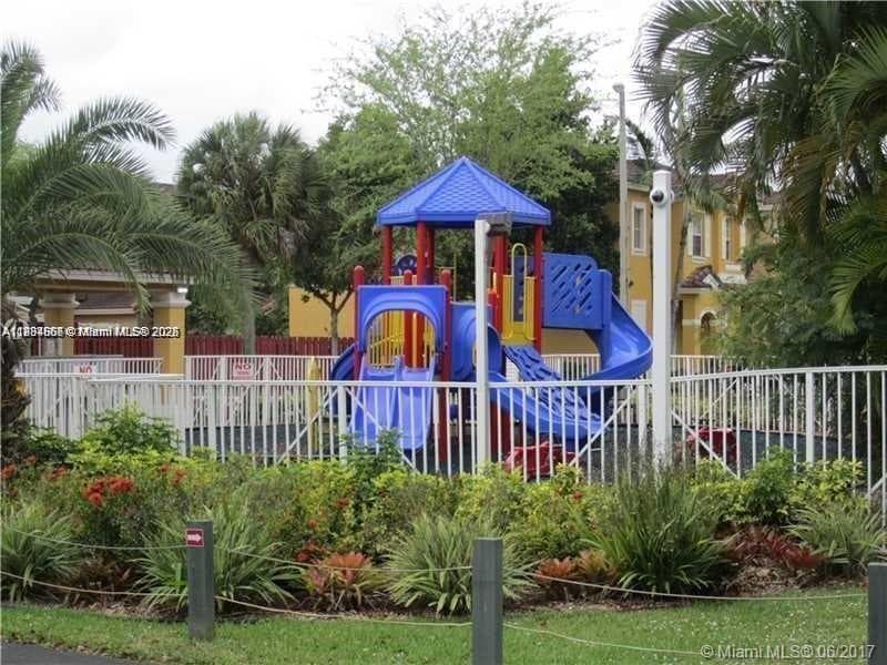 60 SE 6th Rd, Homestead FL 33030 — 15