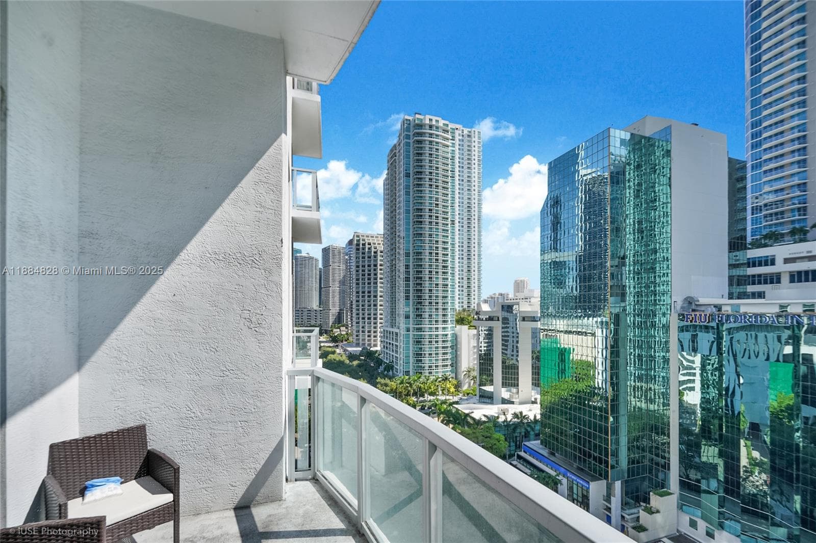 1060 Brickell Ave # 1203, Miami FL 33131 — 2
