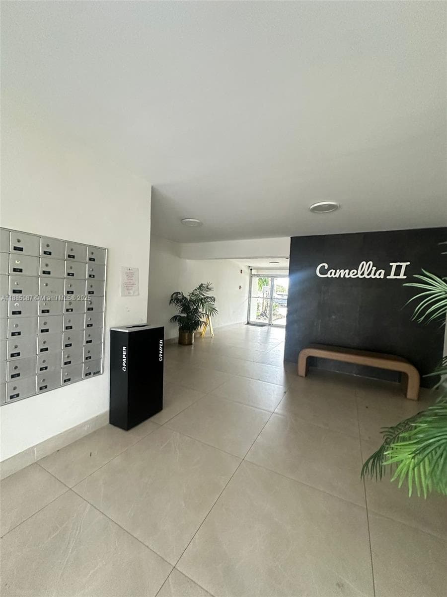 1780 NE 191st St # 2, Miami FL 33179 — 3