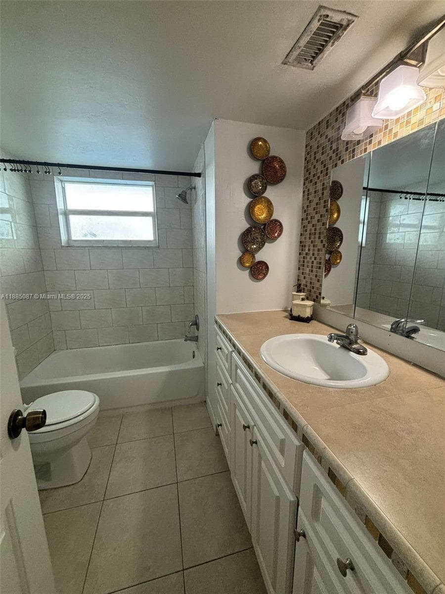1780 NE 191st St # 2, Miami FL 33179 — 9