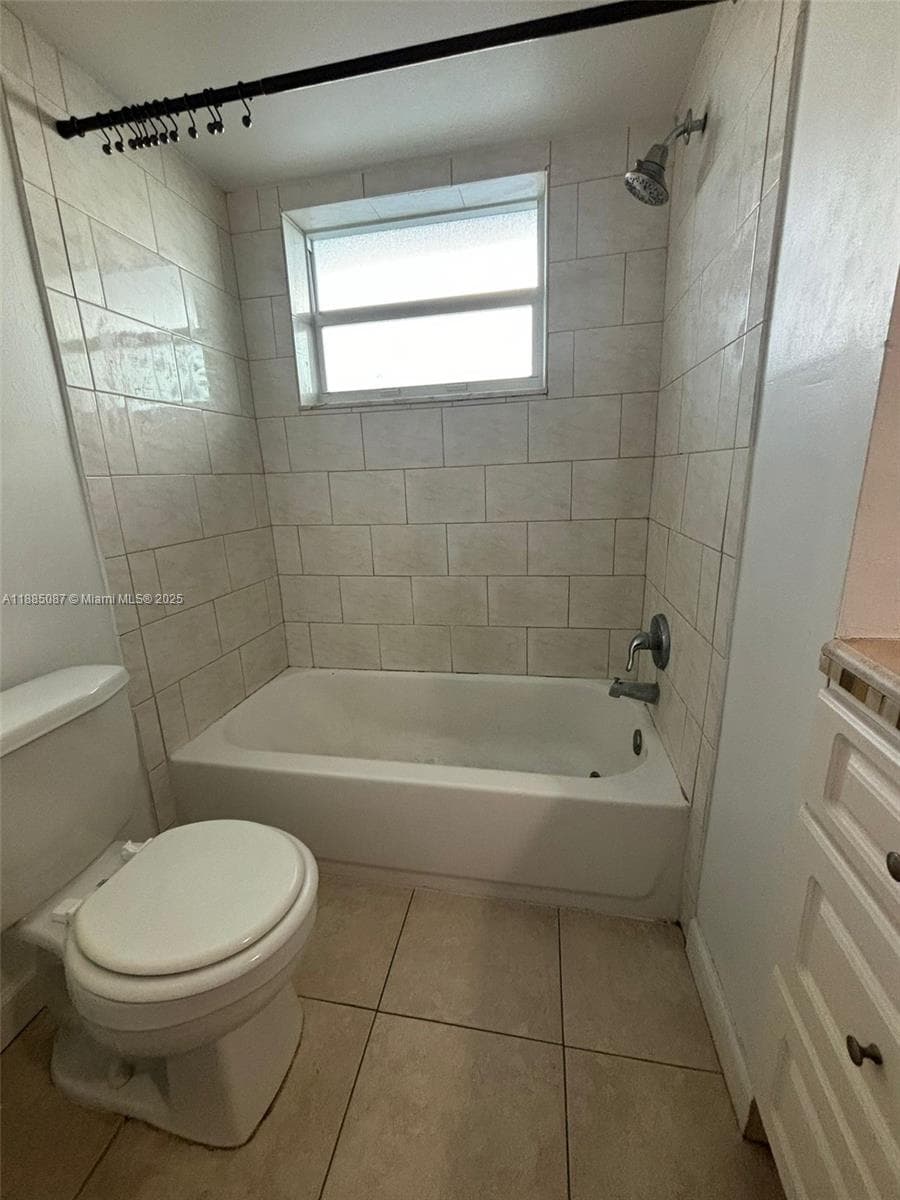 1780 NE 191st St # 2, Miami FL 33179 — 10