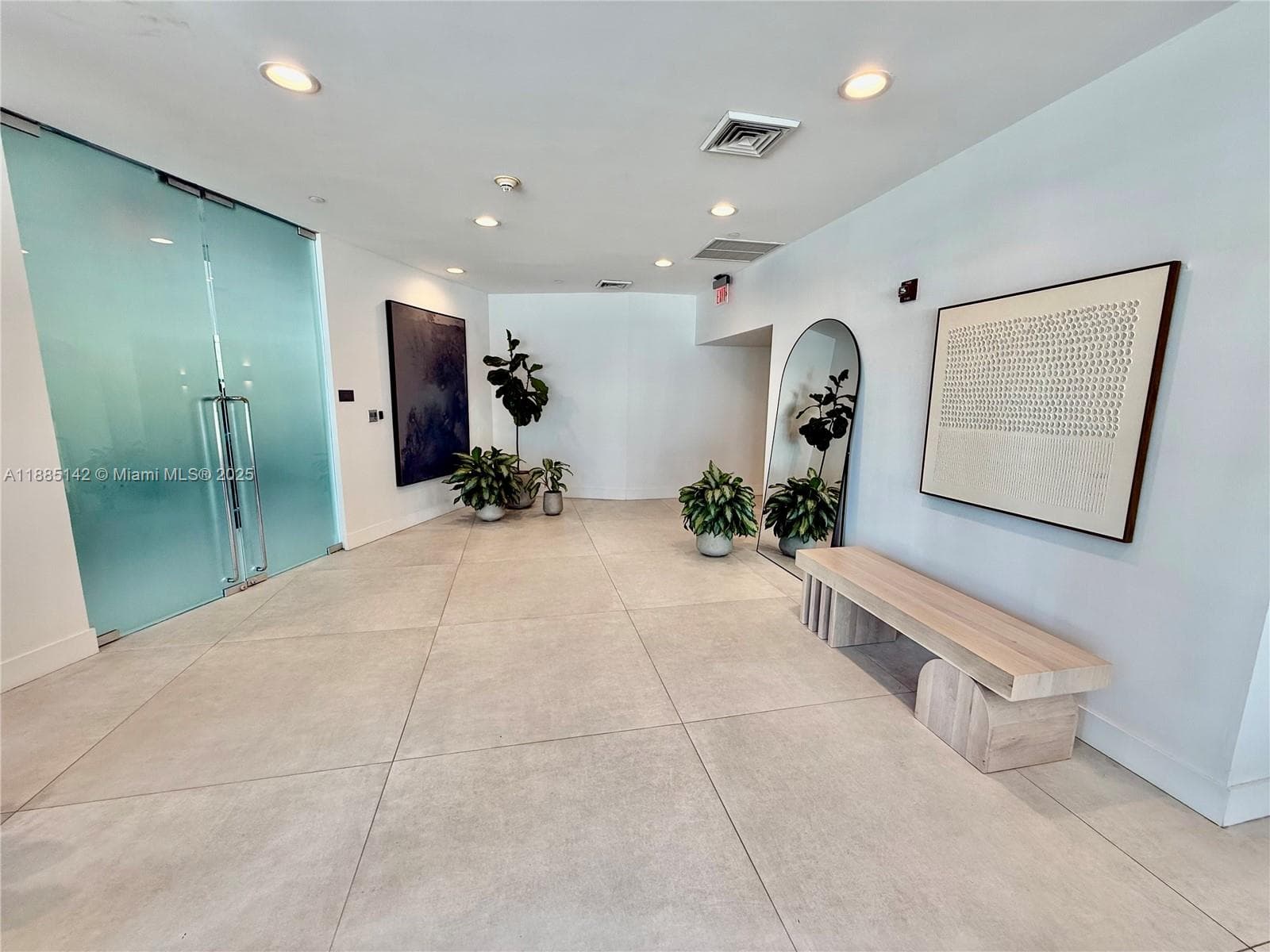 1250 S Miami # 1603, Miami FL 33130 — 5