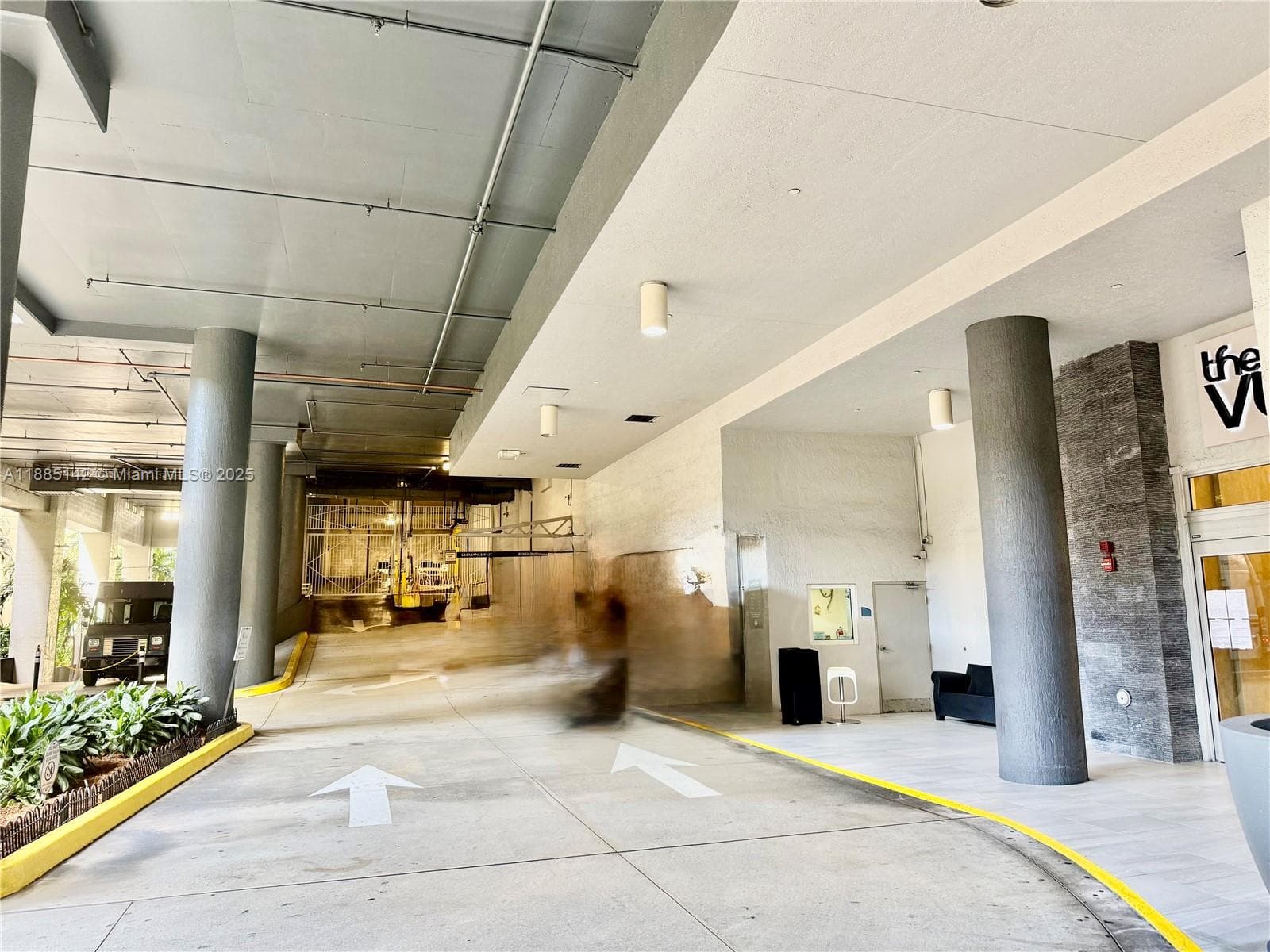 1250 S Miami # 1603, Miami FL 33130 — 41