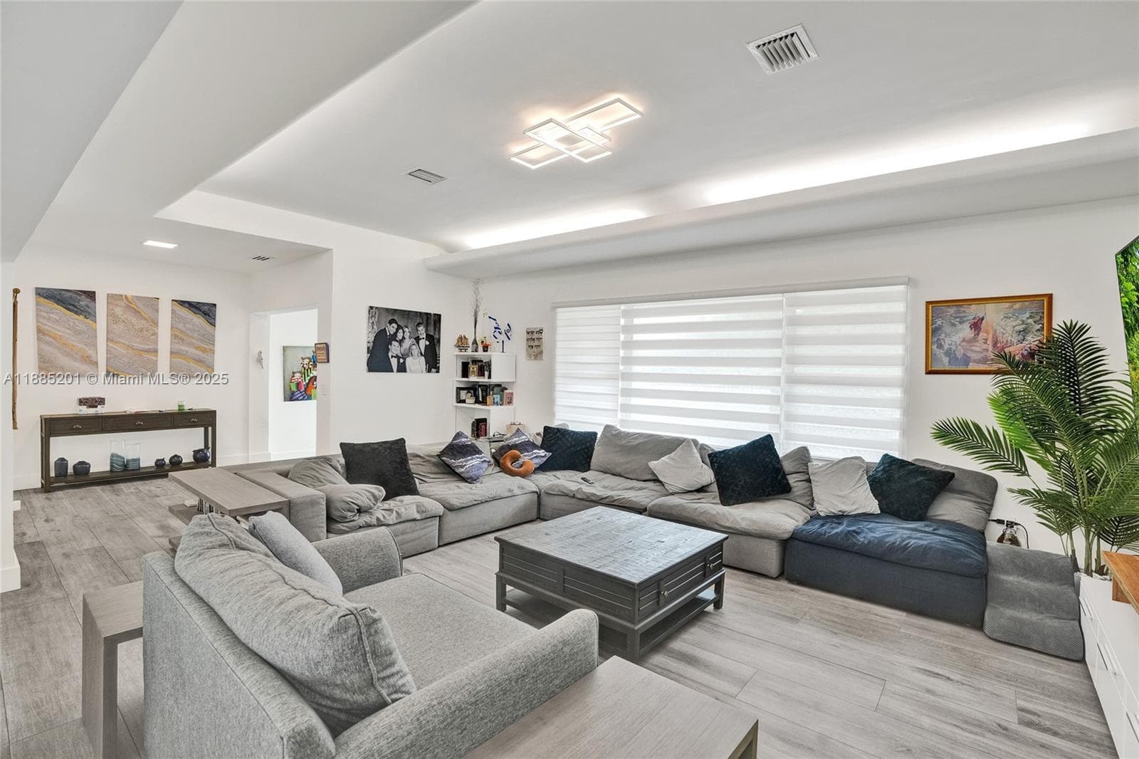3784 Sheridan Ave, Miami Beach FL 33140 — 16
