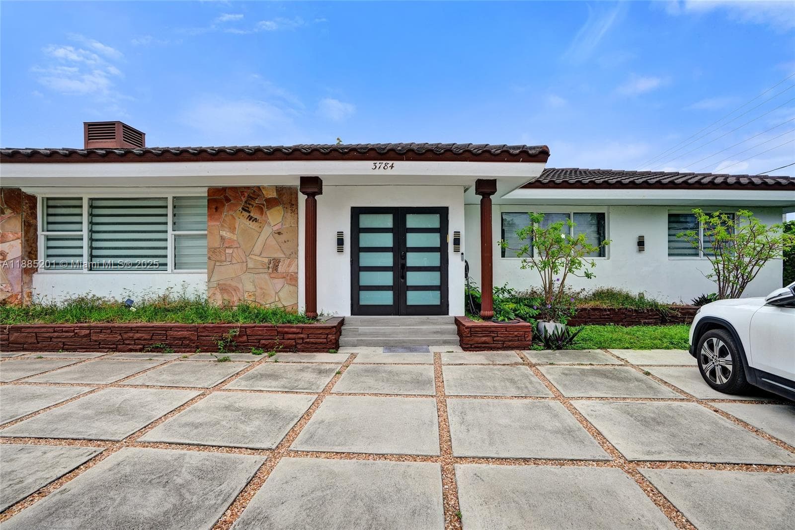 3784 Sheridan Ave, Miami Beach FL 33140 — 1
