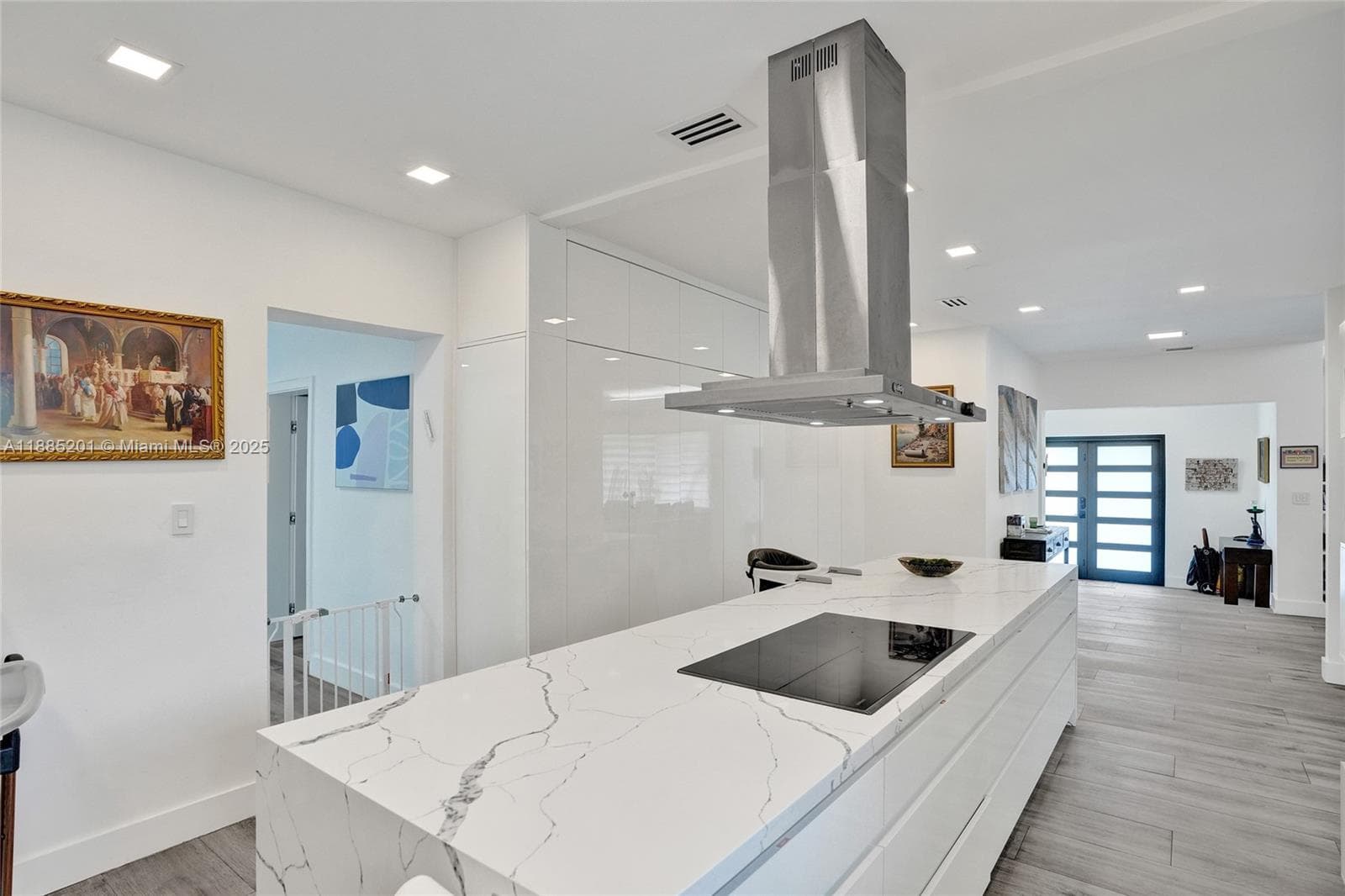 3784 Sheridan Ave, Miami Beach FL 33140 — 20