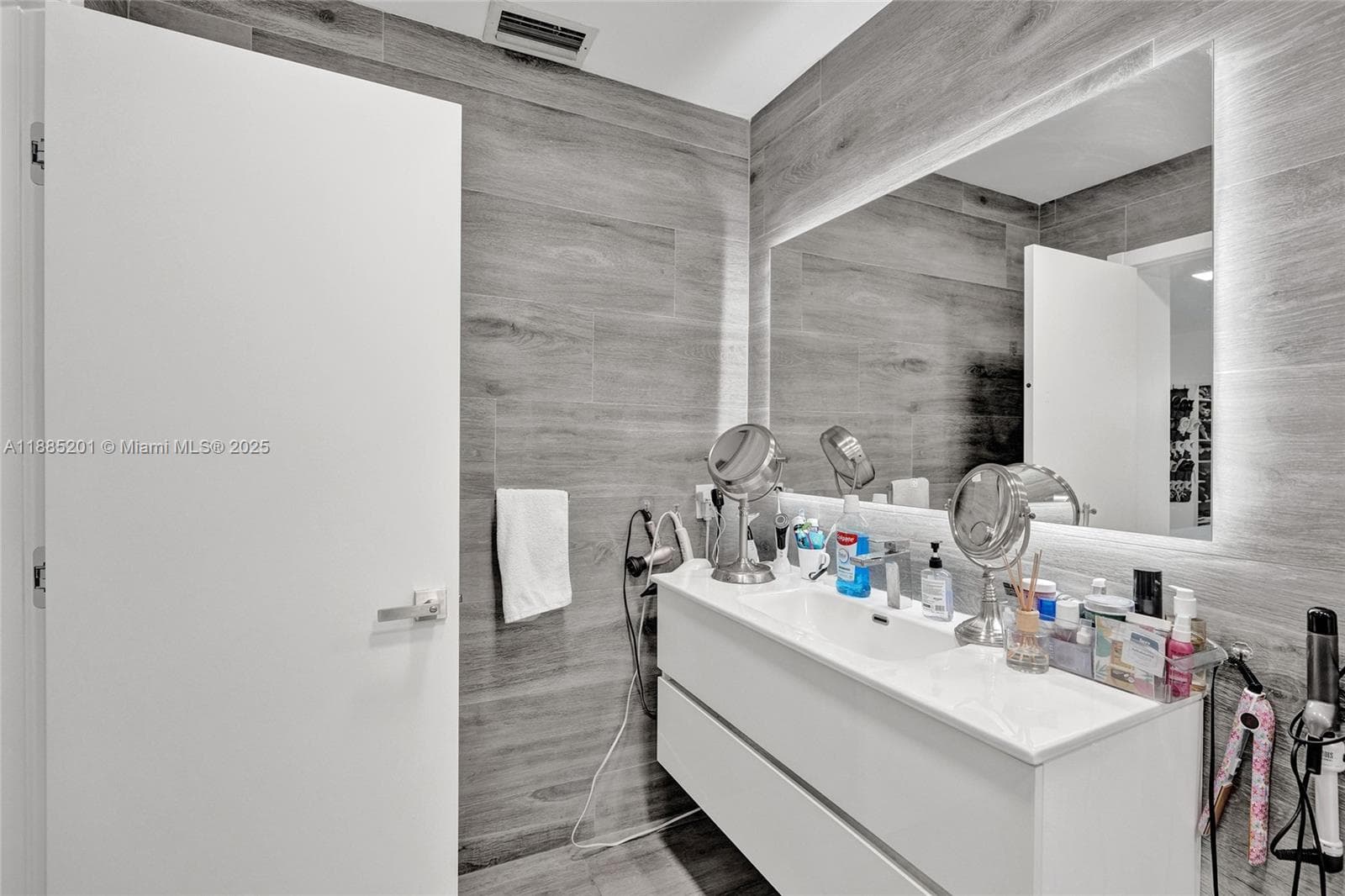 3784 Sheridan Ave, Miami Beach FL 33140 — 9