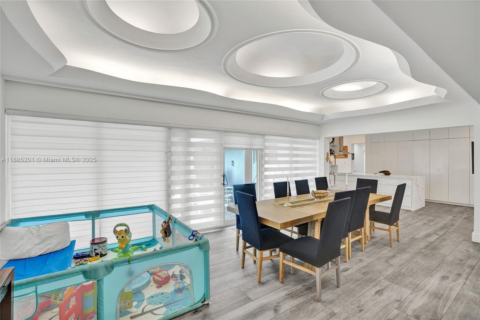 3784 Sheridan Ave, Miami Beach FL 33140 — 38