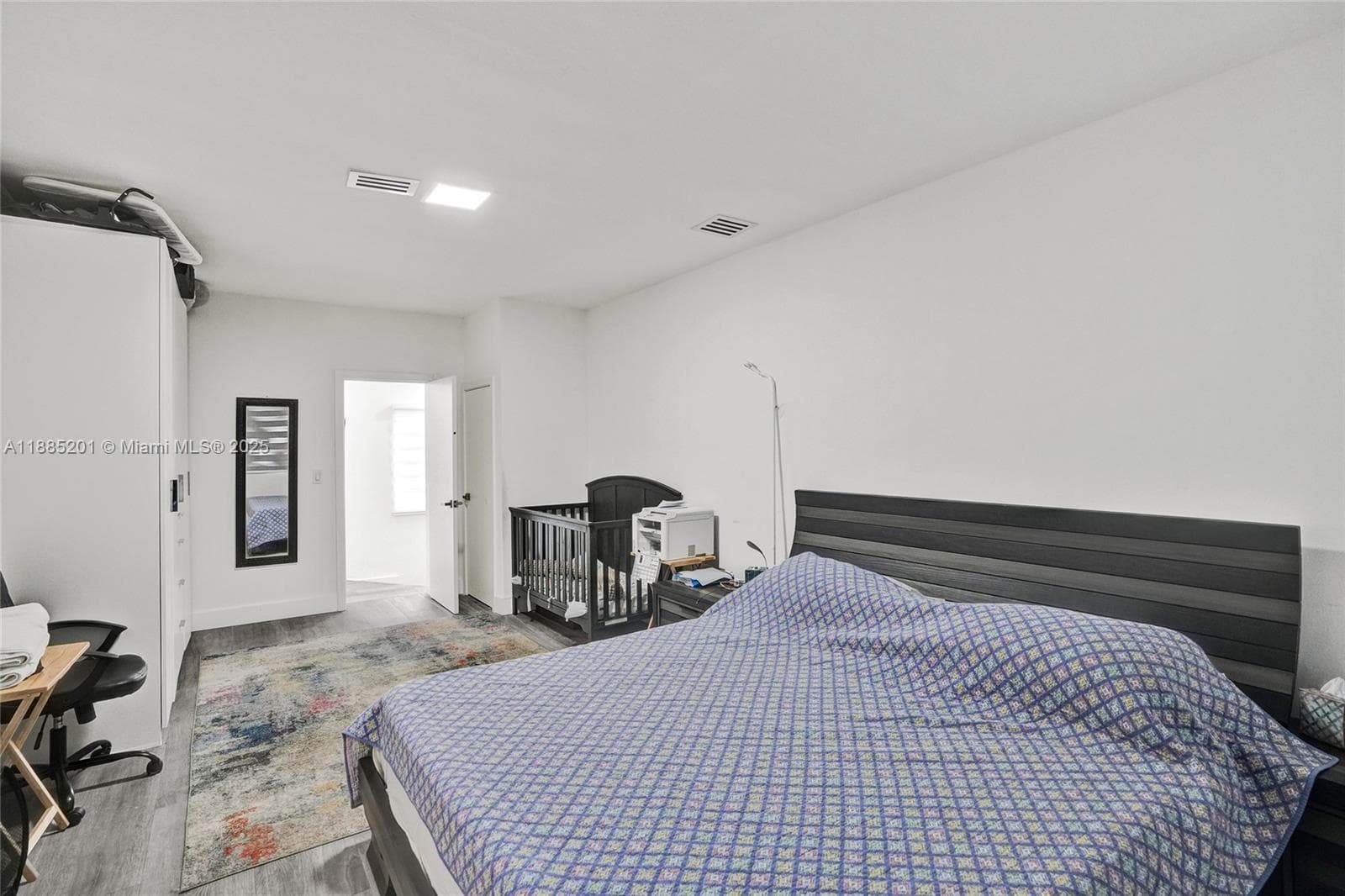3784 Sheridan Ave, Miami Beach FL 33140 — 45