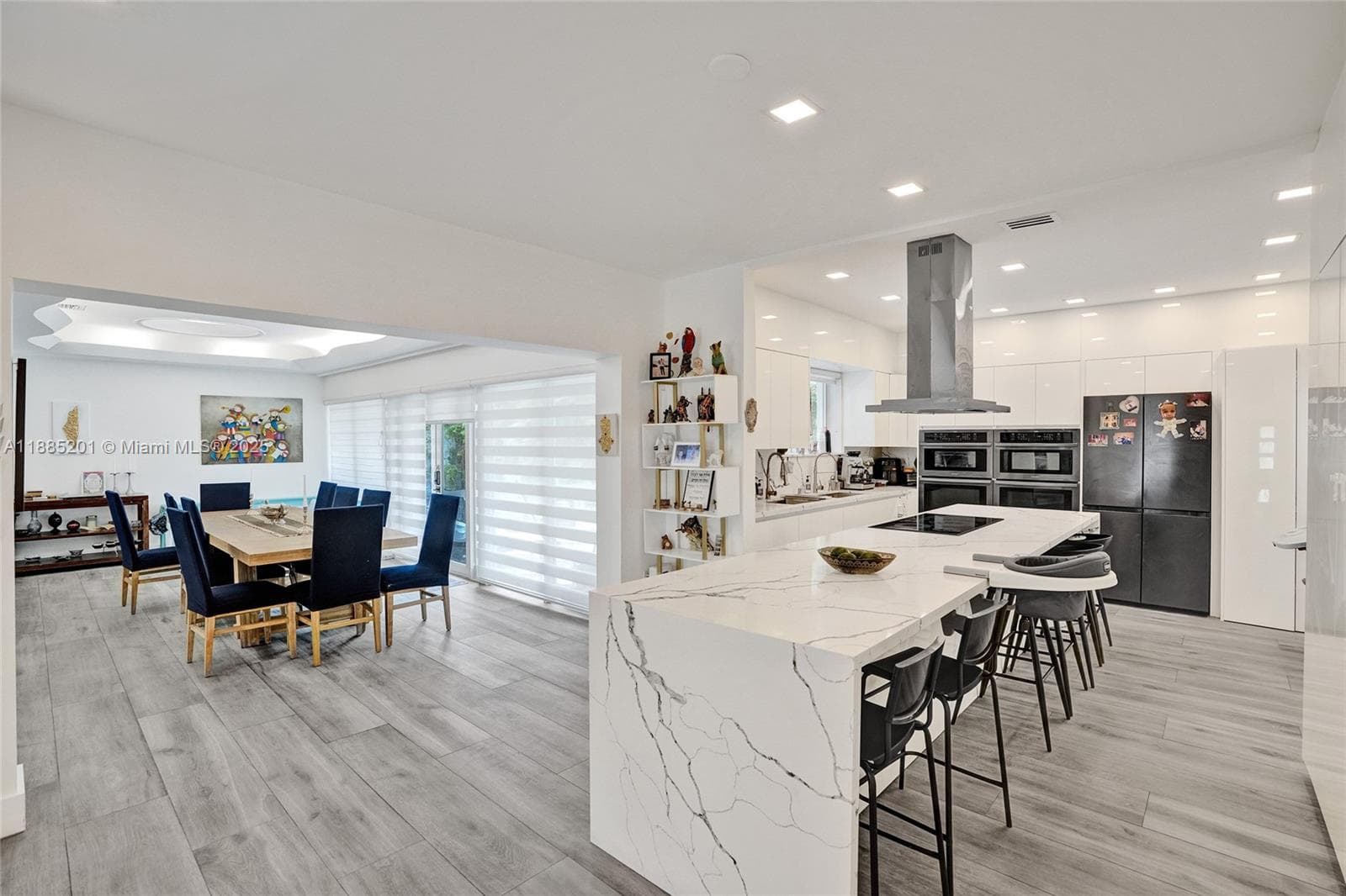 3784 Sheridan Ave, Miami Beach FL 33140 — 40