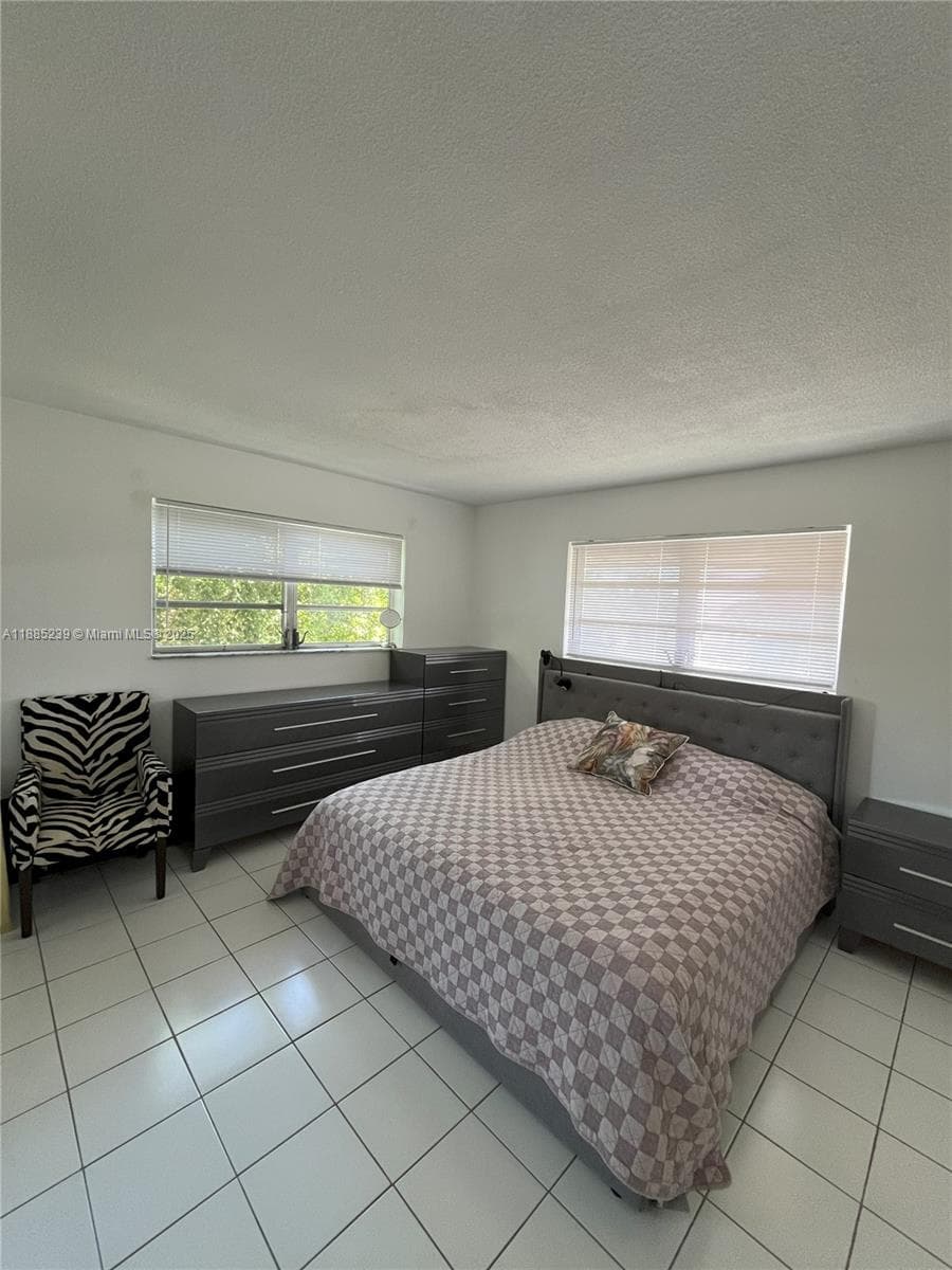 1395 NE 167th St # 315, Miami FL 33162 — 9