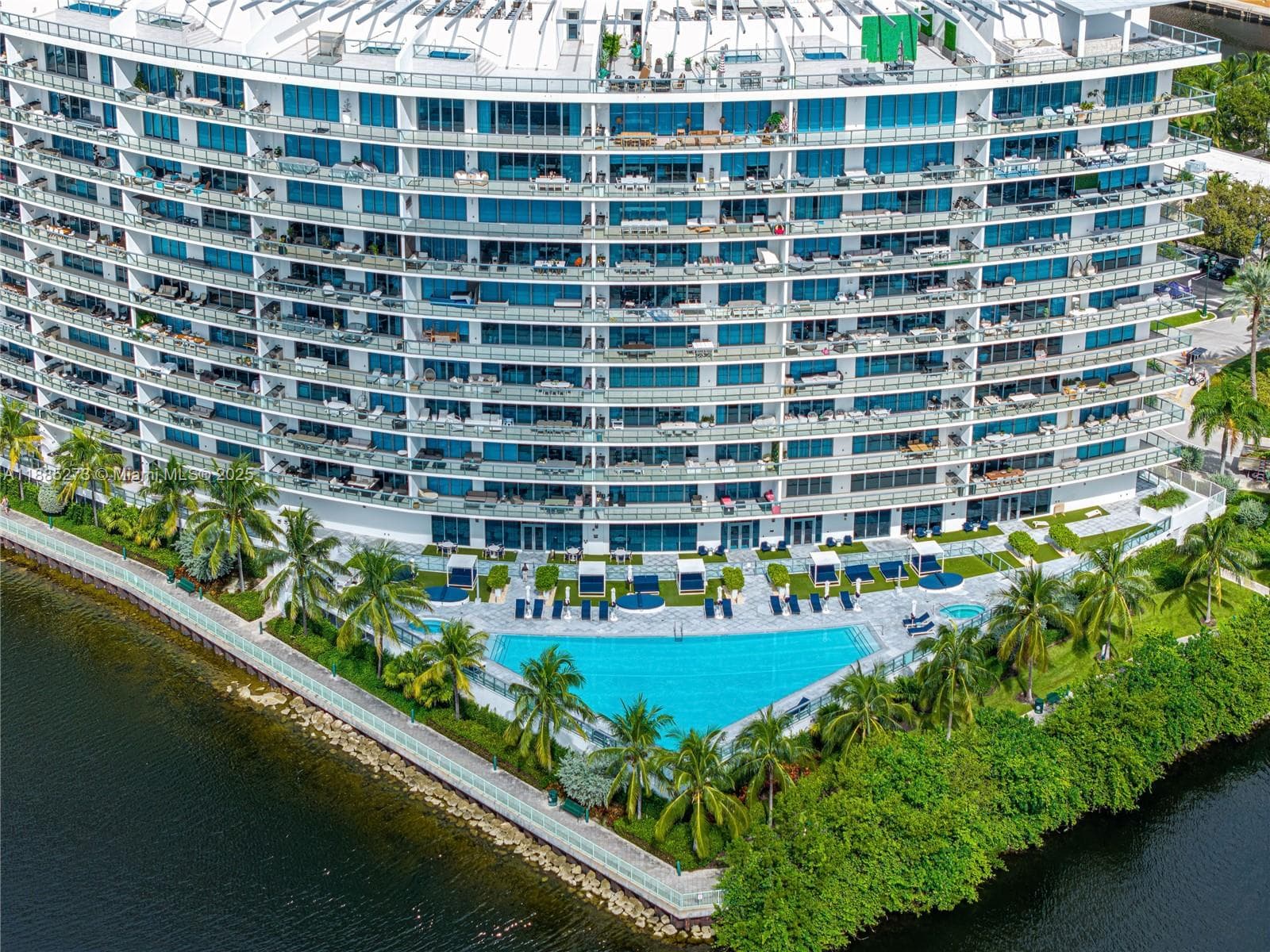 3250 NE 188th St # 603, Aventura FL 33180 — 47