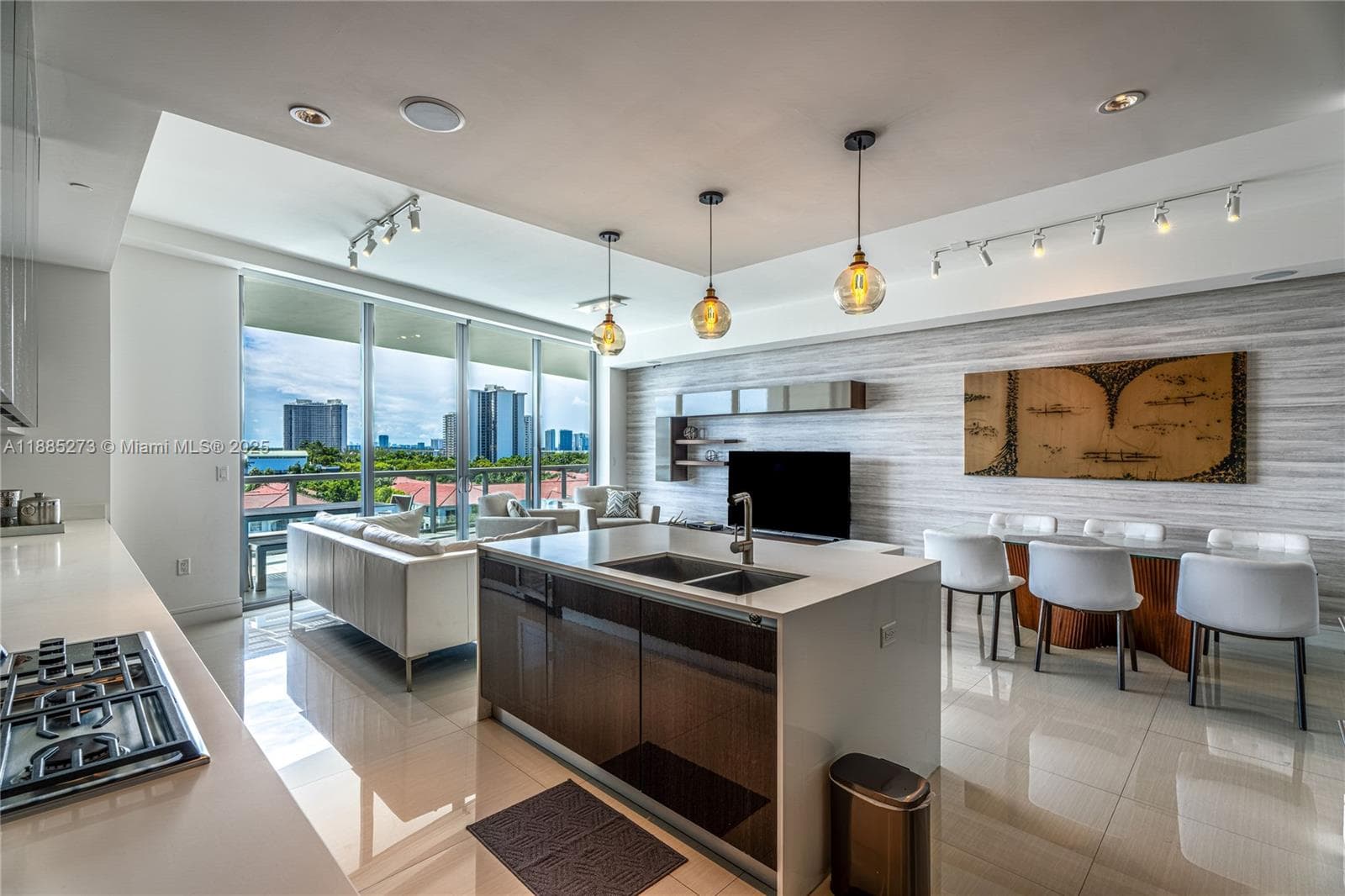 3250 NE 188th St # 603, Aventura FL 33180 — 12