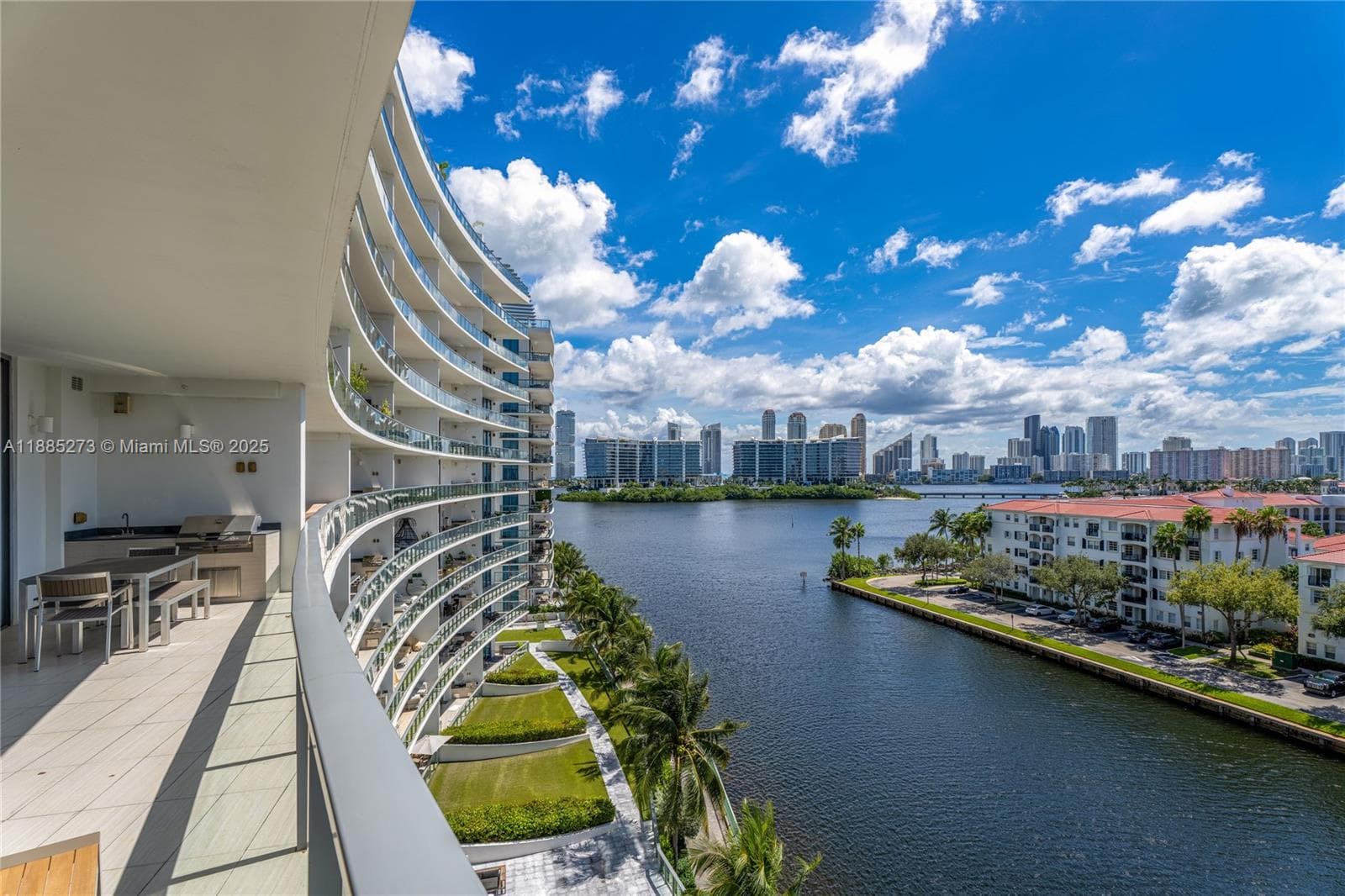 3250 NE 188th St # 603, Aventura FL 33180 — 1