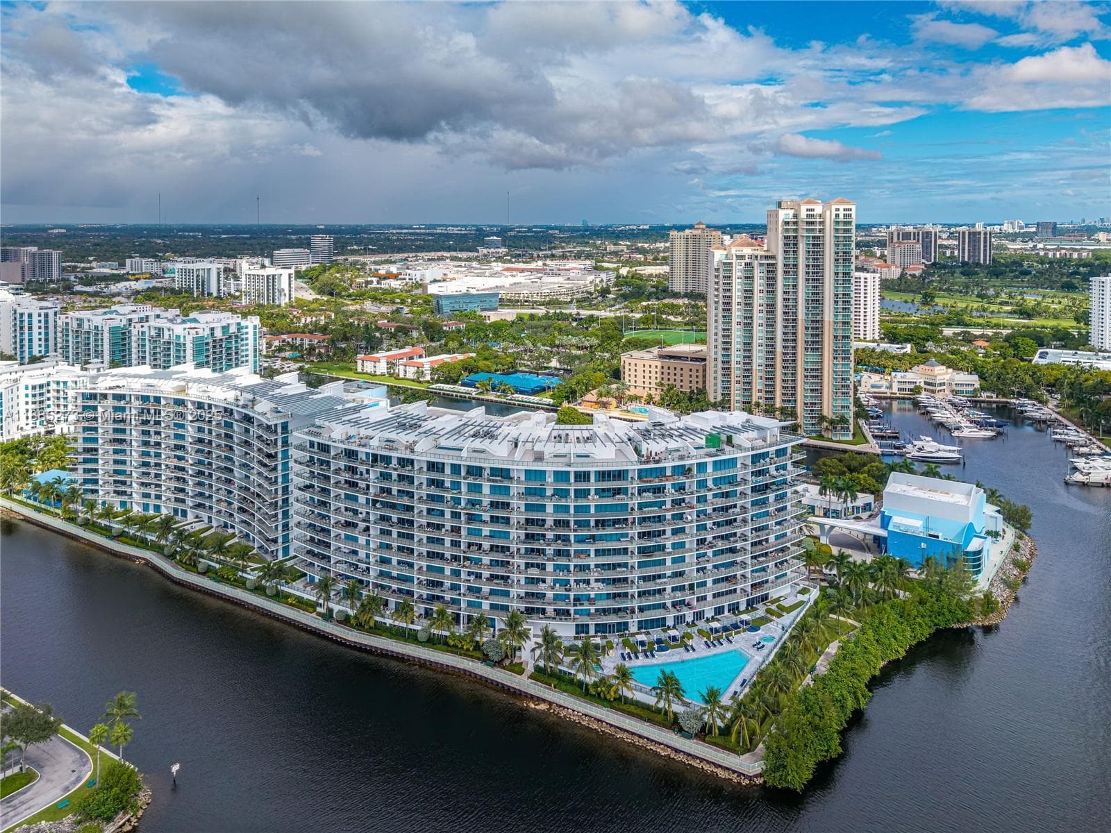 3250 NE 188th St # 603, Aventura FL 33180 — 45