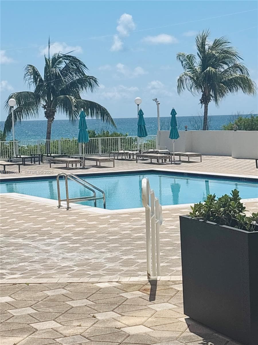 5701 Collins Ave # 709, Miami Beach FL 33140 — 17