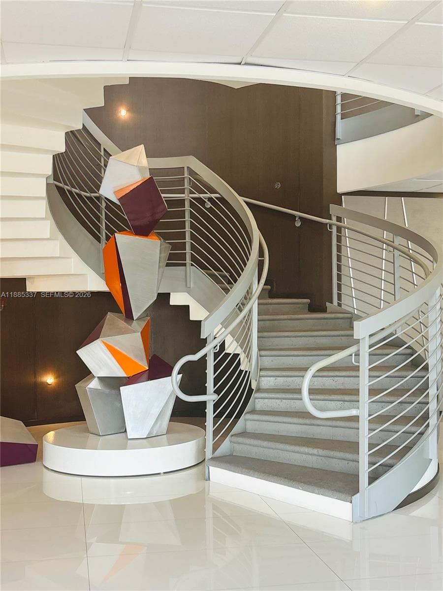 5701 Collins Ave # 709, Miami Beach FL 33140 — 7