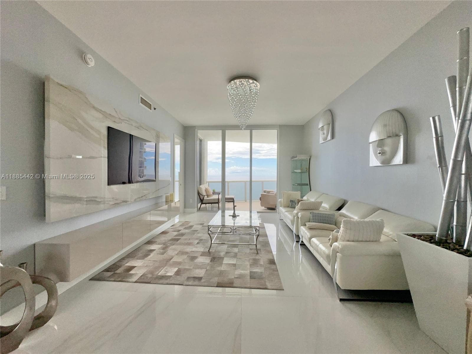 15901 Collins Ave # 2406, Sunny Isles Beach FL 33160 — 2