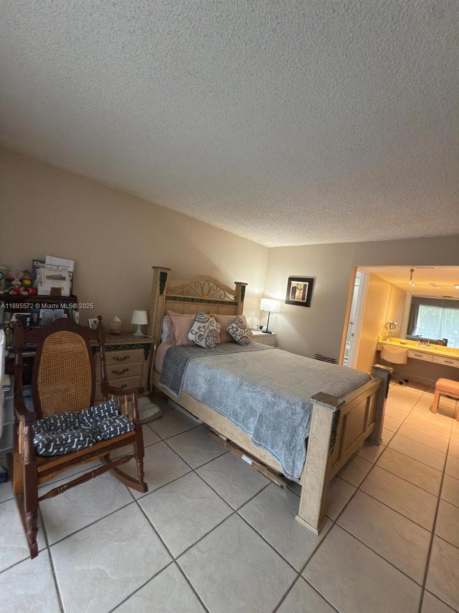 13700 SW 62nd St # 250, Miami FL 33183 — 14
