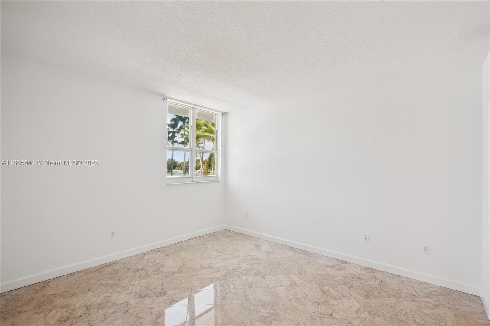 5970 Indian Creek Dr # 302, Miami Beach FL 33140 — 10