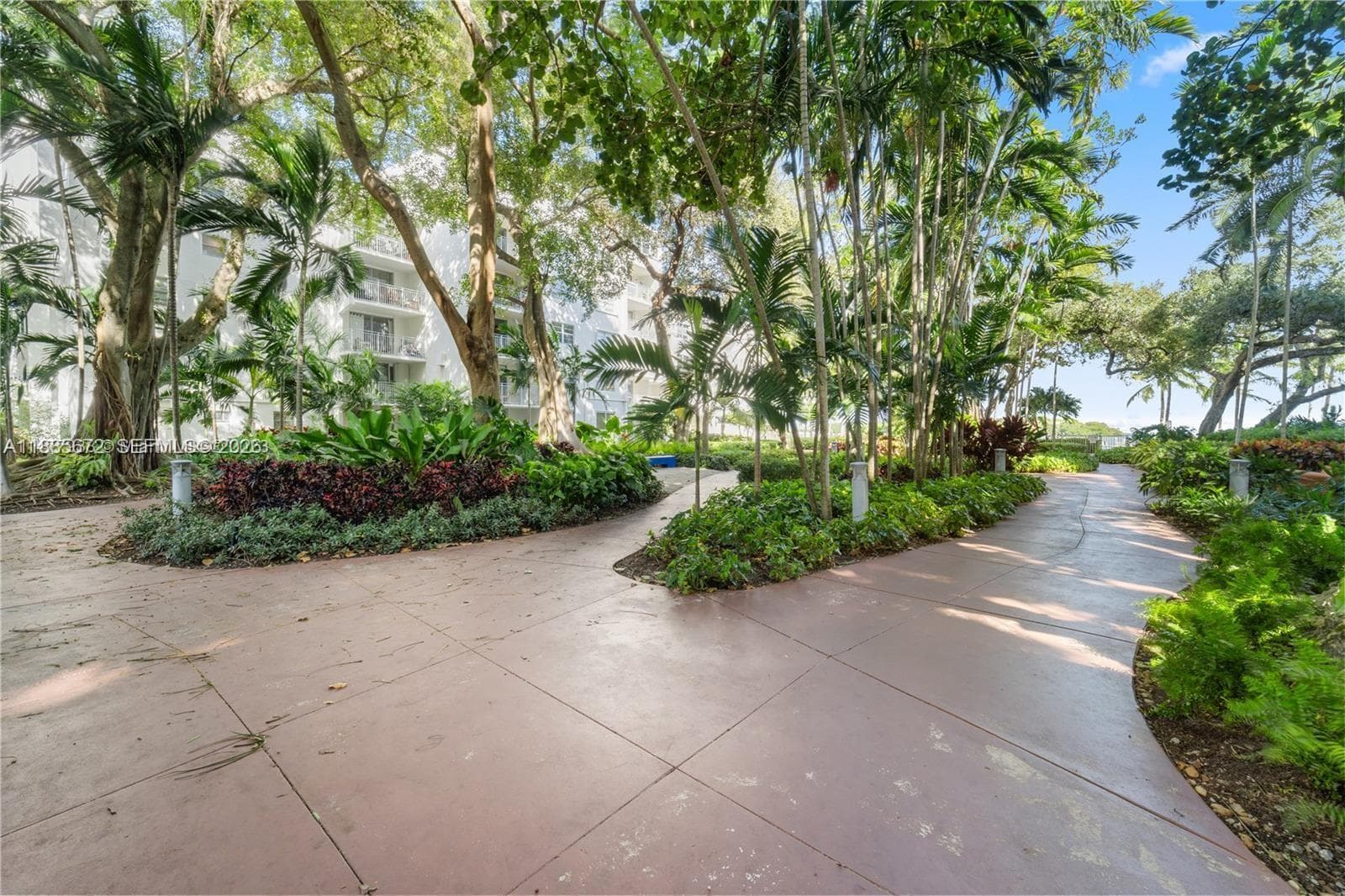 650 NE 64th St, Miami FL 33138 — 17