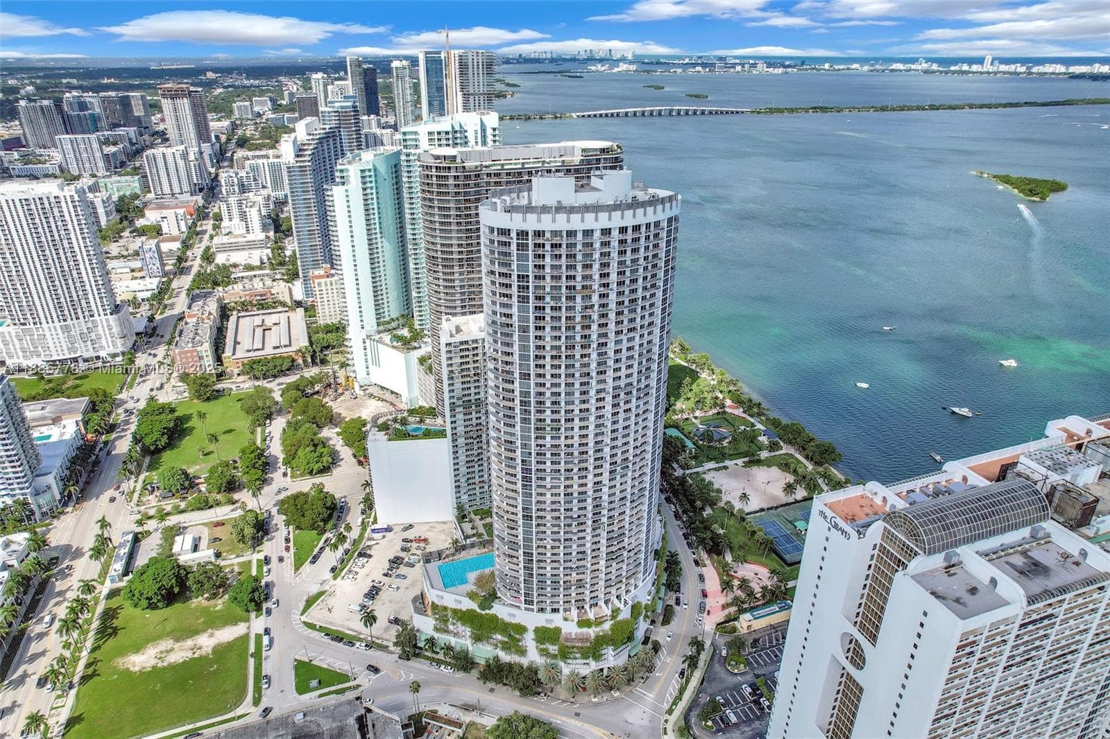 1750 N Bayshore Dr # 3708, Miami FL 33132 — 25