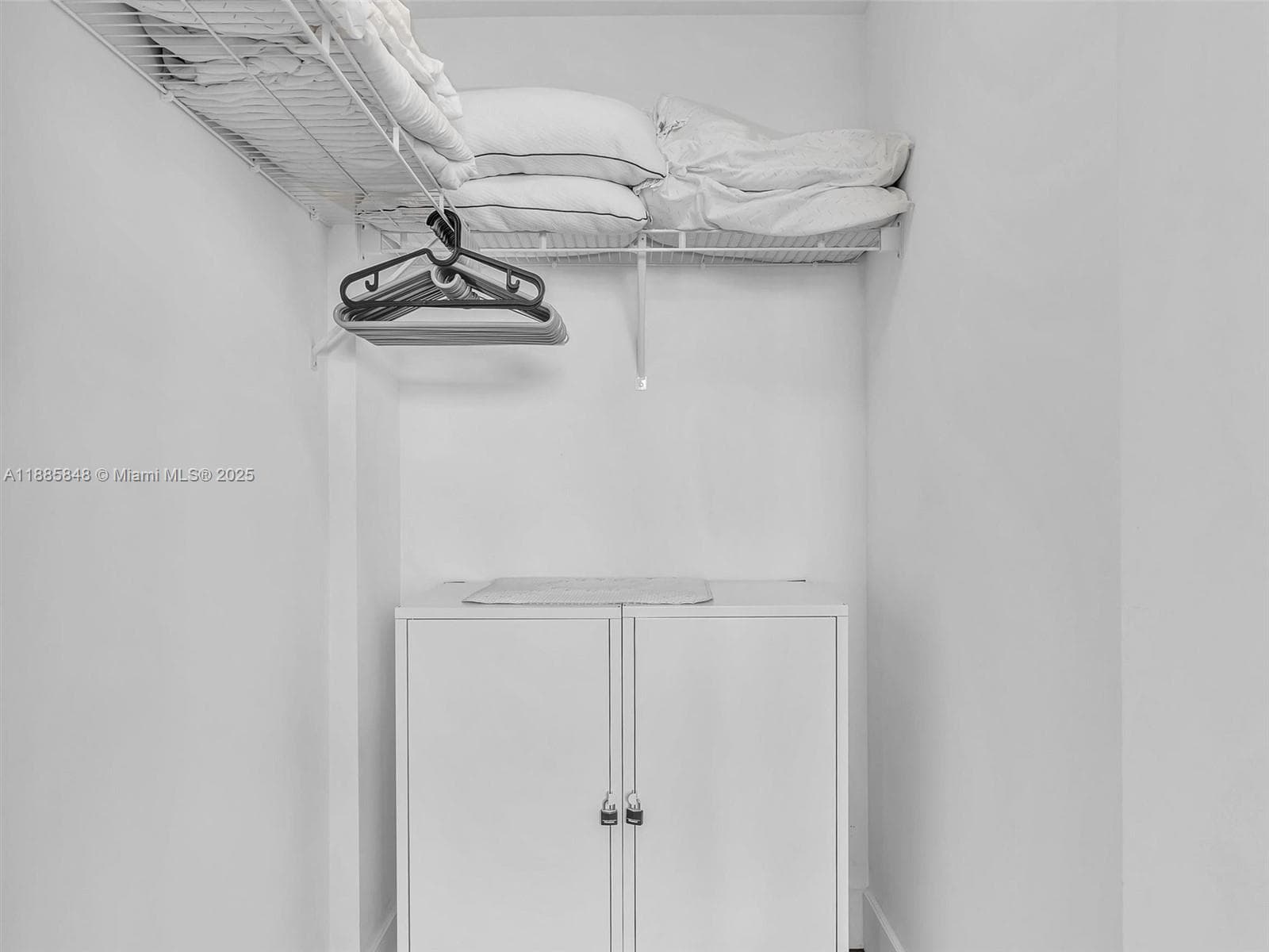 121 NE 34th St # 3114, Miami FL 33137 — 42