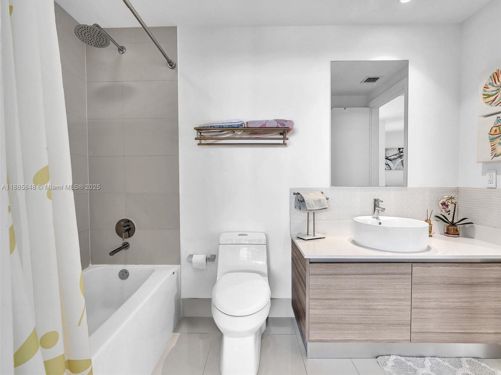 121 NE 34th St # 3114, Miami FL 33137 — 43