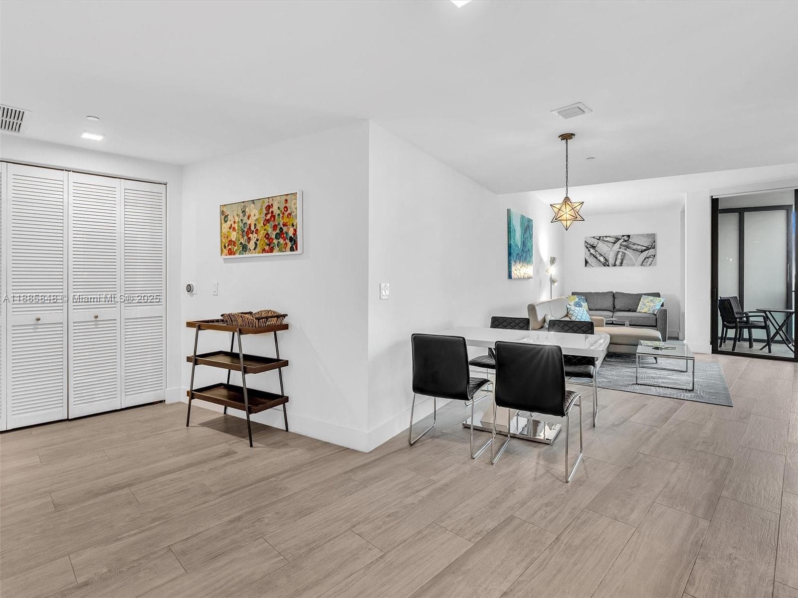 121 NE 34th St # 3114, Miami FL 33137 — 3