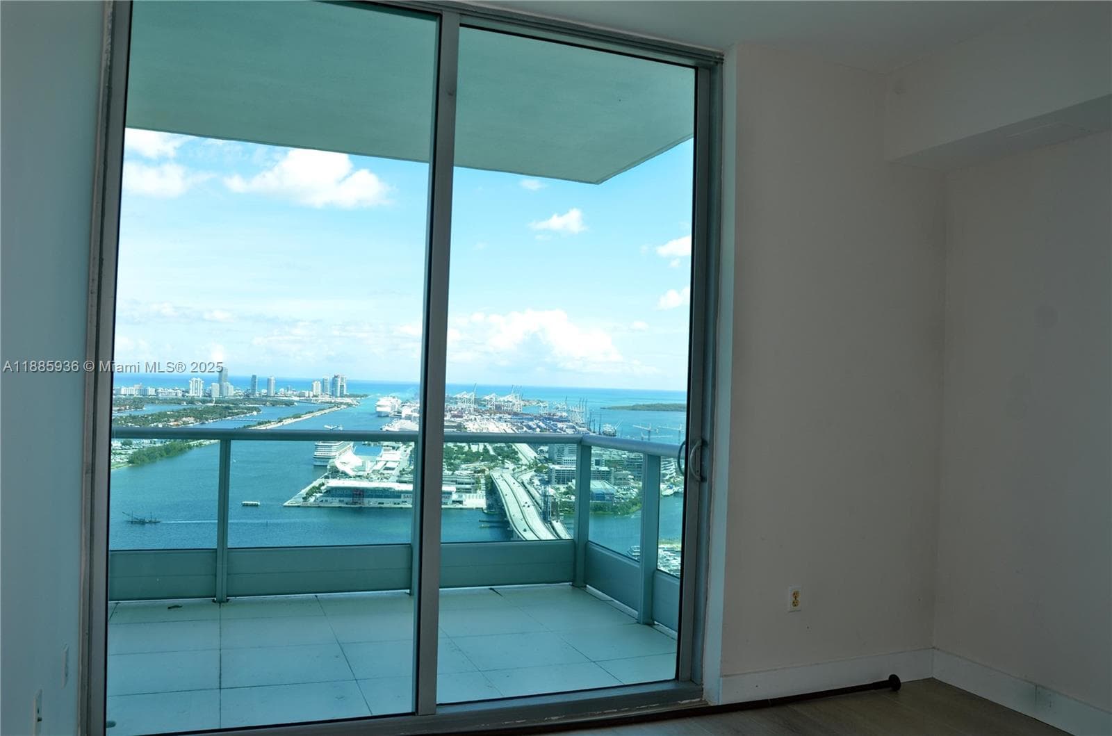 900 Biscayne Blvd # 5104, Miami FL 33132 — 13