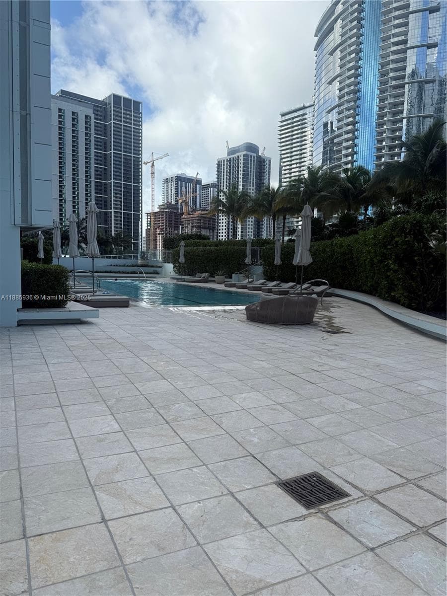 900 Biscayne Blvd # 5104, Miami FL 33132 — 47