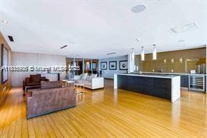 900 Biscayne Blvd # 5104, Miami FL 33132 — 53