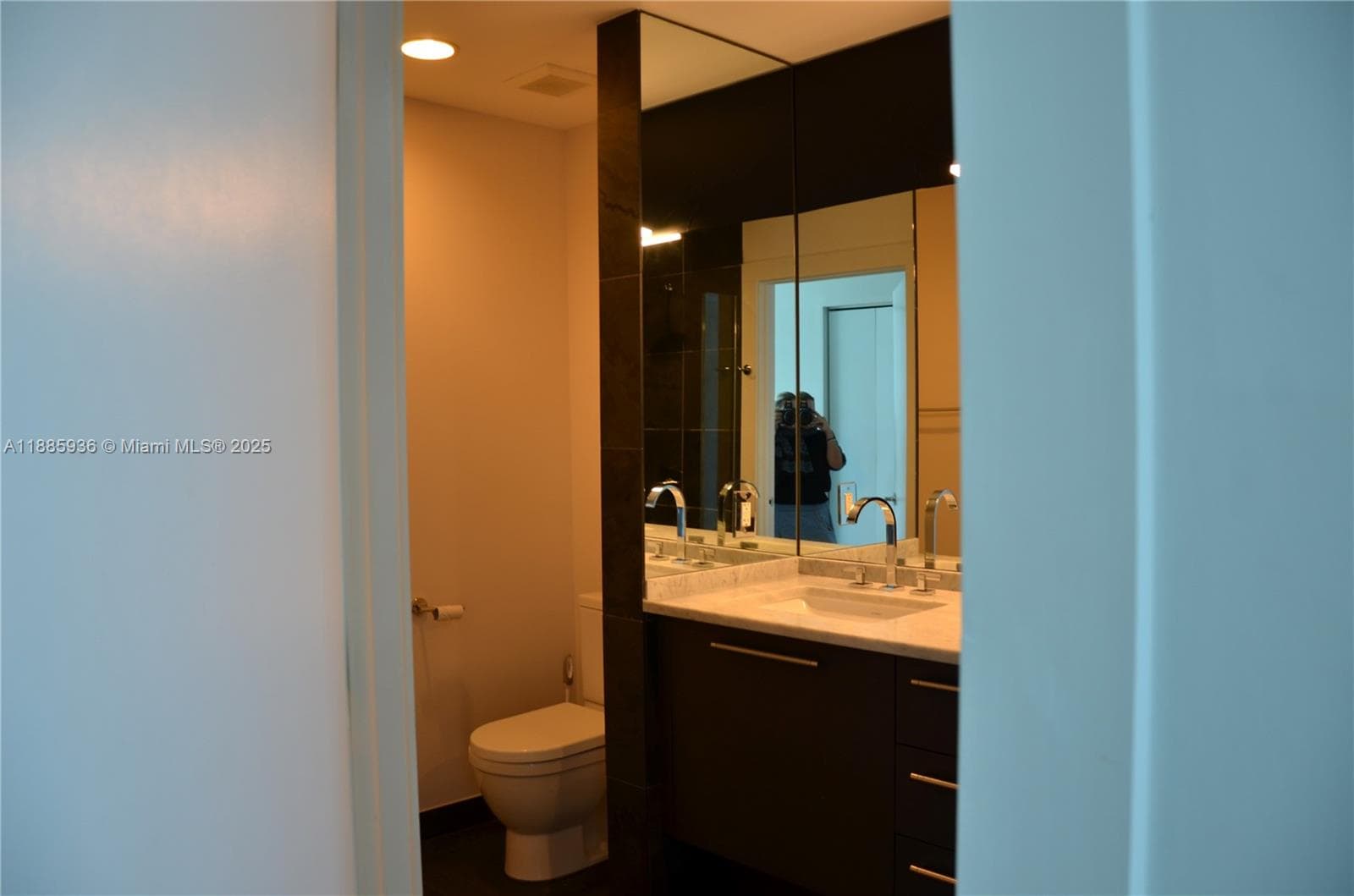 900 Biscayne Blvd # 5104, Miami FL 33132 — 20