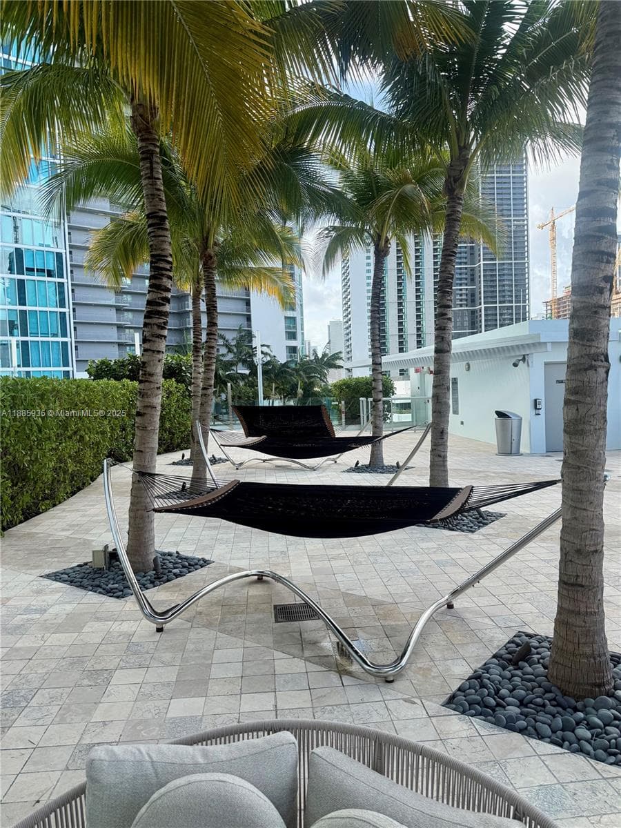 900 Biscayne Blvd # 5104, Miami FL 33132 — 41