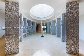 900 Biscayne Blvd # 5104, Miami FL 33132 — 58