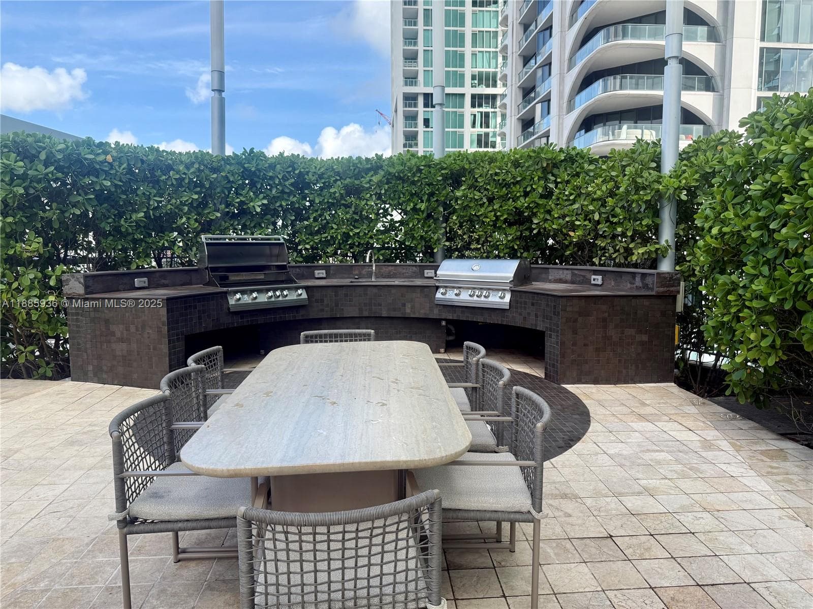 900 Biscayne Blvd # 5104, Miami FL 33132 — 35