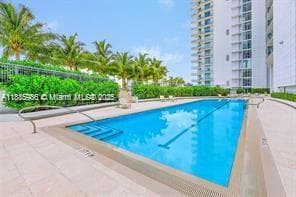 900 Biscayne Blvd # 5104, Miami FL 33132 — 60