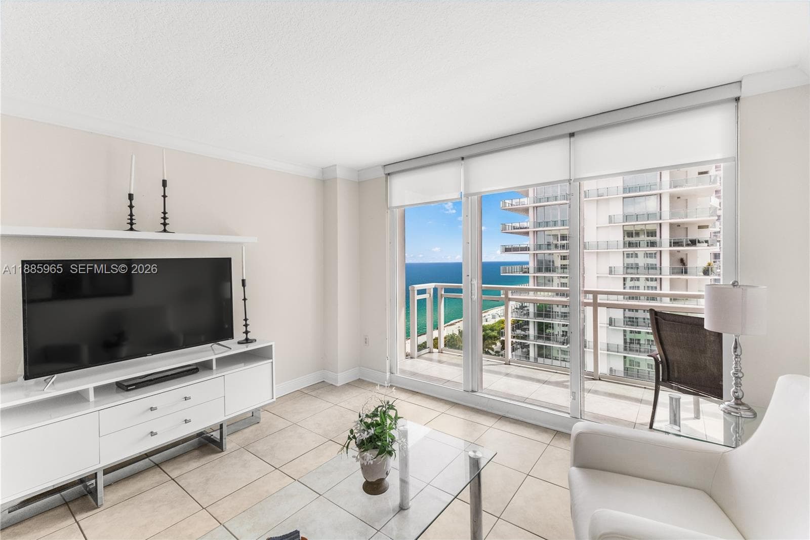 6917 Collins Ave # 1505, Miami Beach FL 33141 — 7