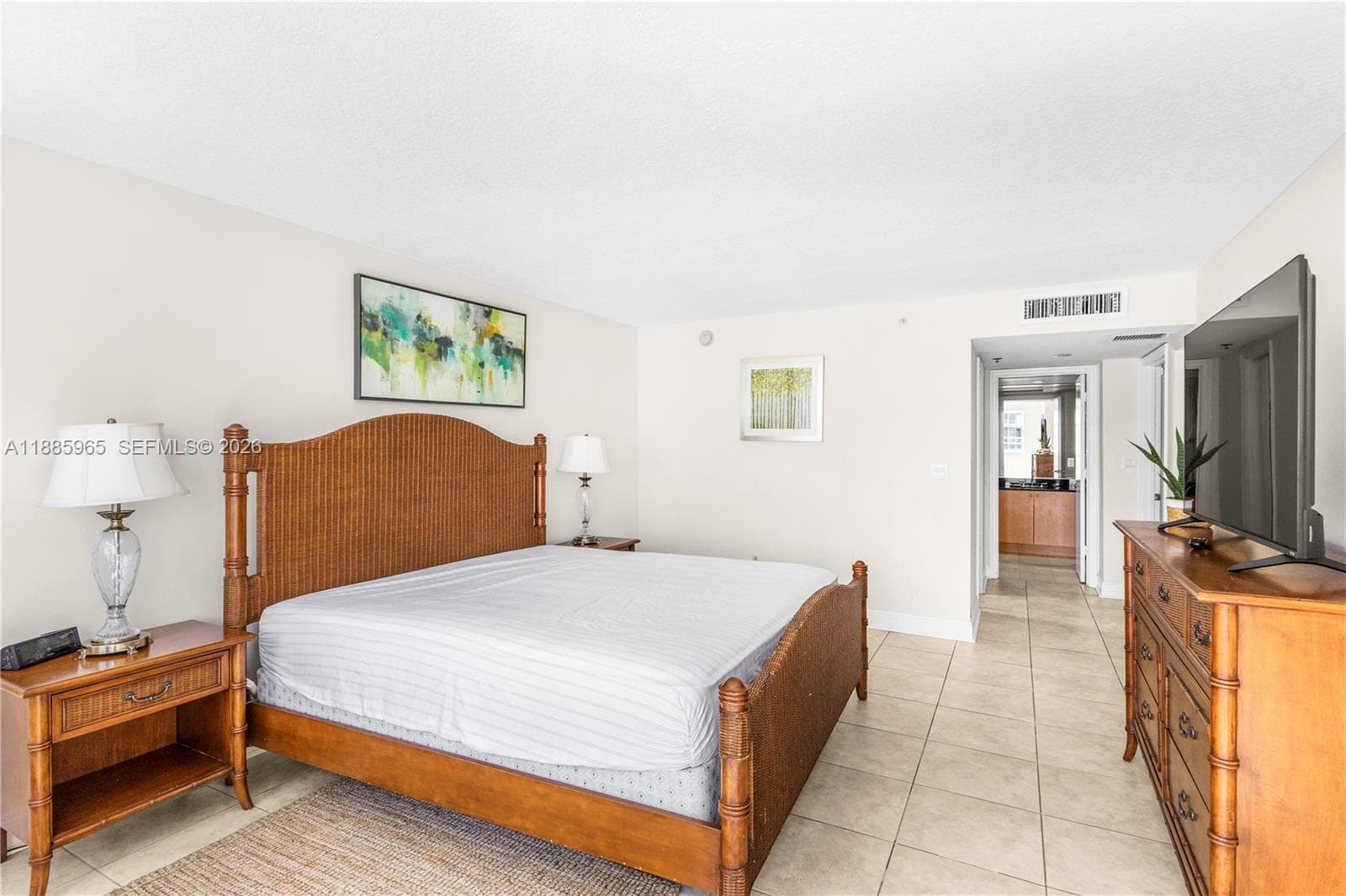 6917 Collins Ave # 1505, Miami Beach FL 33141 — 24