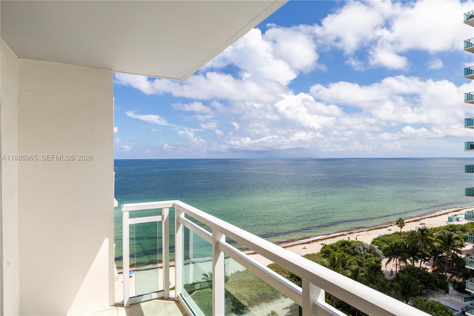 6917 Collins Ave # 1505, Miami Beach FL 33141 — 33