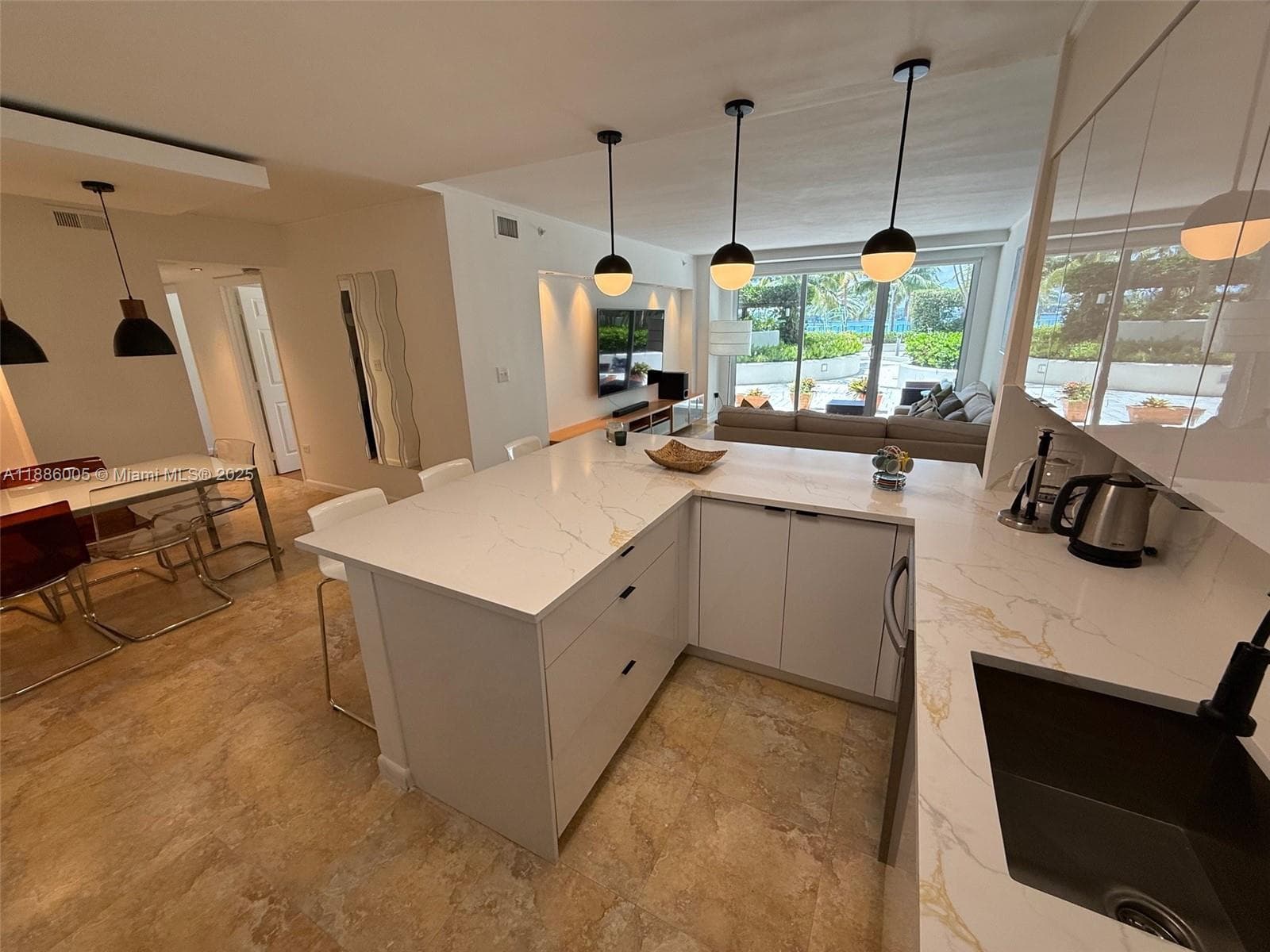 1500 Bay Rd # 122S, Miami Beach FL 33139 — 10