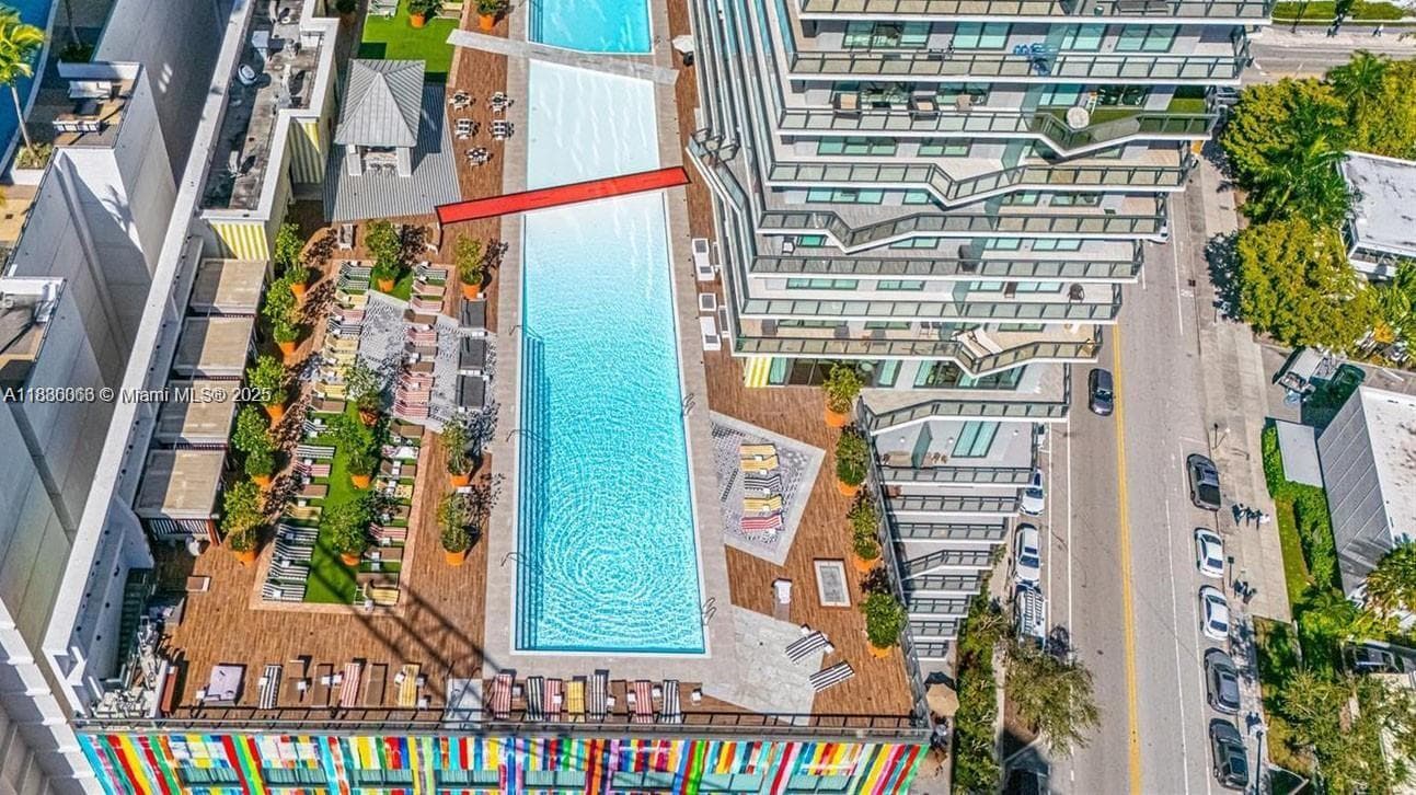 1300 S Miami Ave # 2208, Miami FL 33130 — 27