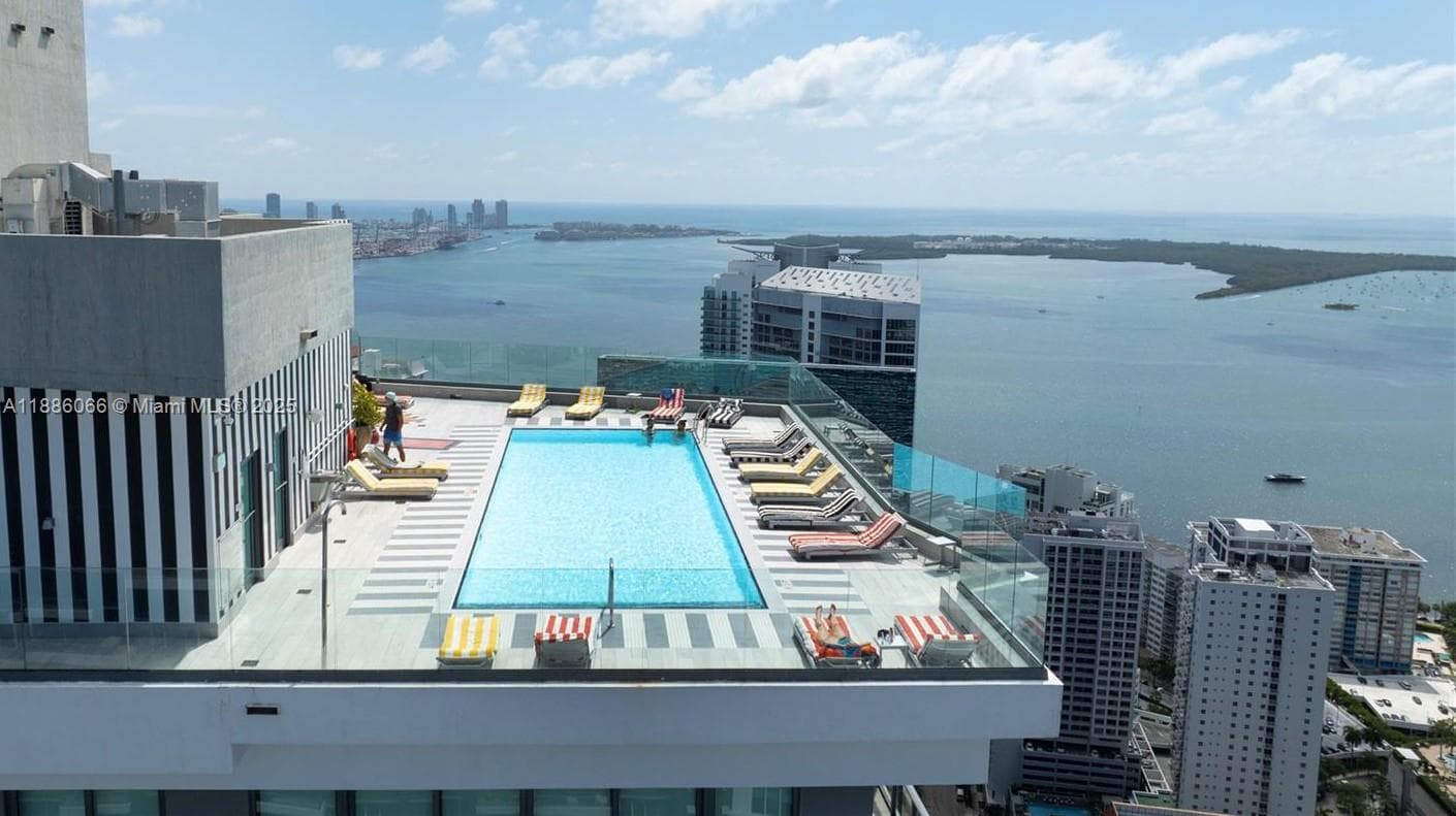 1300 S Miami Ave # 2208, Miami FL 33130 — 1
