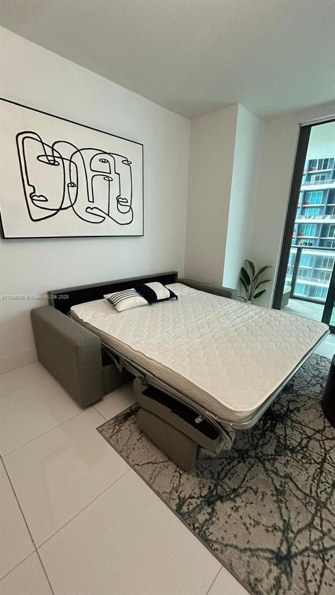 1300 S Miami Ave # 2208, Miami FL 33130 — 5