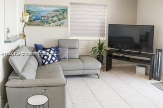 255 Central Blvd, Miami FL 33144 — 3