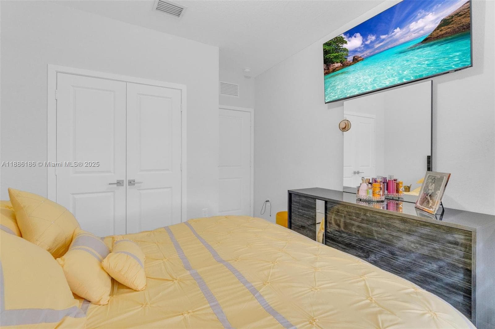 424 NE 4th Ave # 424, Florida City FL 33034 — 25